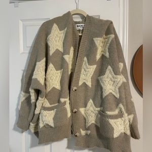 Boxy star cardigan